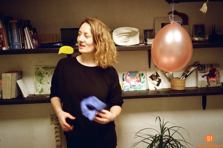 Ziedoņa muzejā pie radošā projekta strādā māksliniece Ella Mežule