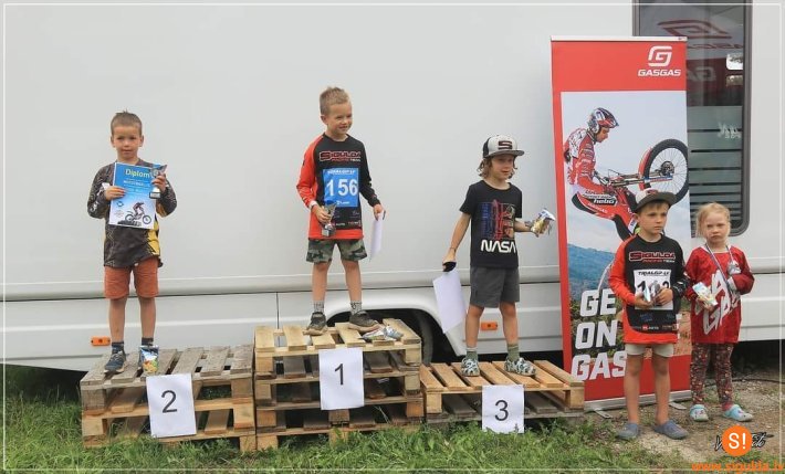 “Sigulda Racing Team” komandas sportistiem panākumi sacensībās Igaunijā