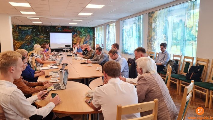 Notikusi civilās aizsardzības darba grupas sanāksme, aktualizējot civilās aizsardzības jautājumus