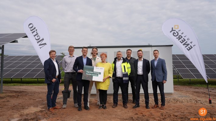 Ar 2,5 miljonu eiro investīcijām Inčukalnā uzbūvēta lielākā saules elektrostacija Siguldas novadā