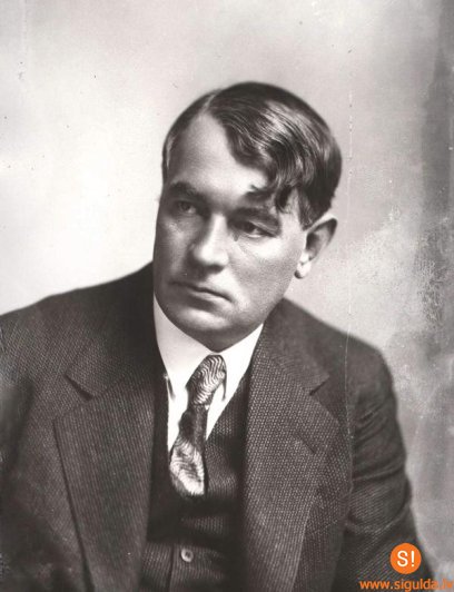 Kārļa Zāles piemiņai Inčukalna bibliotēkā eksponēta viņam veltīta izstāde