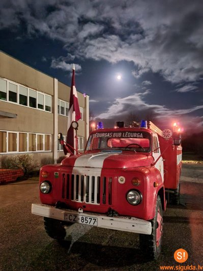 Pašvaldība bez atlīdzības nodod transportlīdzekli Lēdurgas BUB