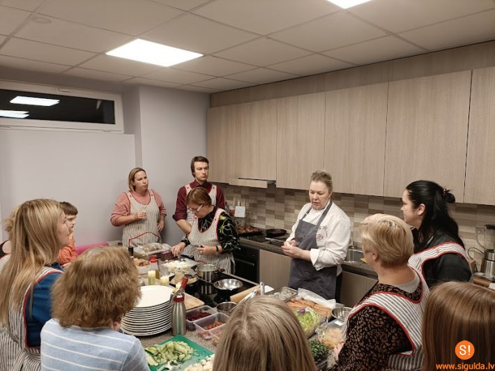 Mūžizglītības programmas ietvaros Mālpilī aizvadītas veselīga uztura meistarklases