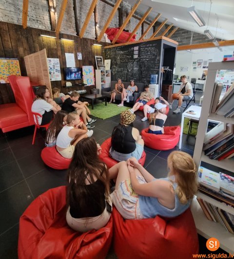 Noslēdzies mobilais darbs ar jaunatni Erasmus+ projekta “Be Mobile!” ietvaros