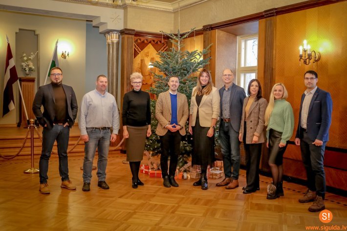 Siguldā pieredzes apmaiņā par mobilās lietotnes risinājumiem viesojās Kuldīgas novada pašvaldība