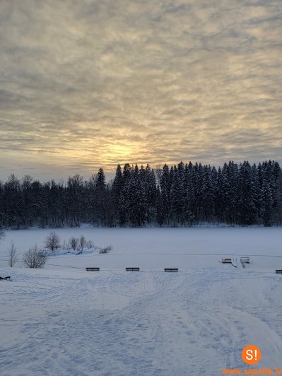 Projekta ietvaros labiekārtota atpūtas vieta pie Roķēnu ūdenskrātuves