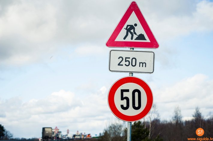 Uz Lorupes tilta ierobežota satiksme un gājēju pārvietošanās