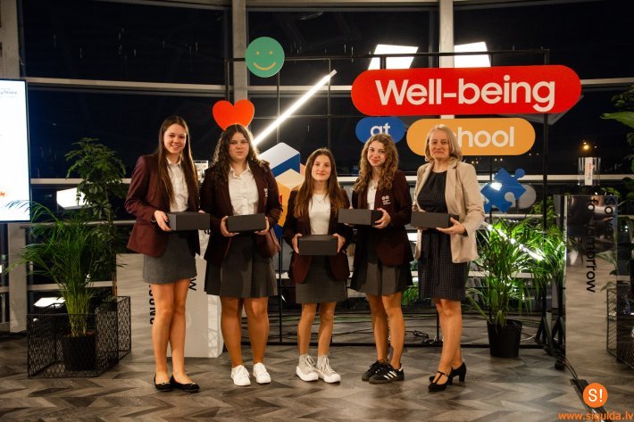 SVĢ jaunietes pārstāv Latviju Baltijas skolēnu ideju konkursā