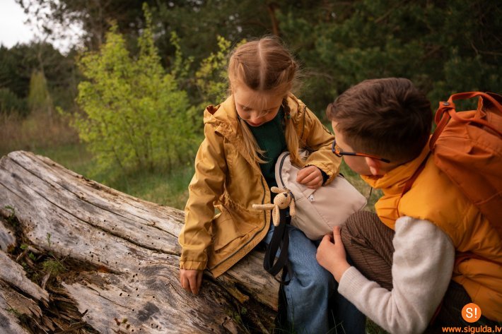 Izsludina projektu konkursu Ukrainas un Latvijas bērnu un jauniešu nometnēm rudens brīvlaikā