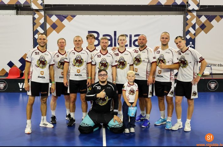 Florbola komanda “SK Coyote/Tobio” piedalījusies “Latvian Open 2024”