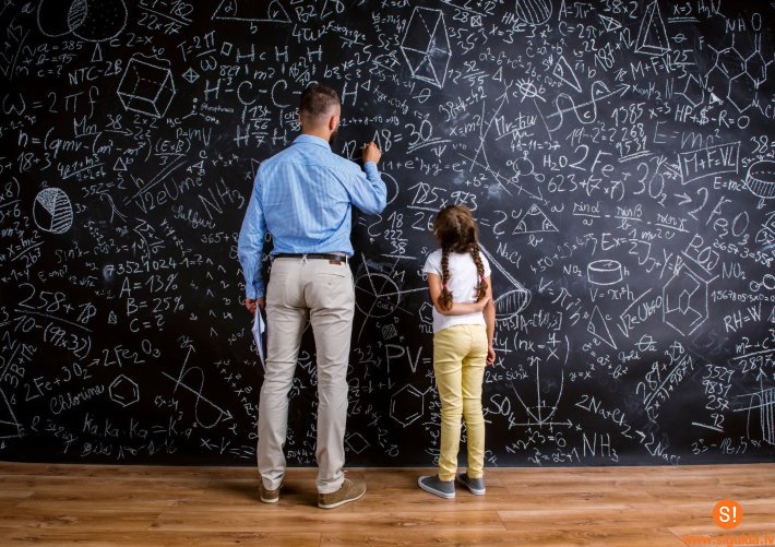 LU aicina nominēt “Latvijas Gada skolotājs” balvas pretendentus