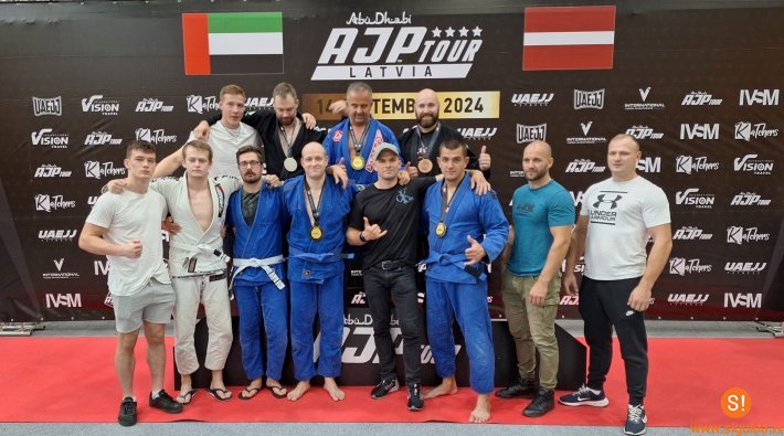 Aizvadītas starptautiskas džiu-džitsu sacensības