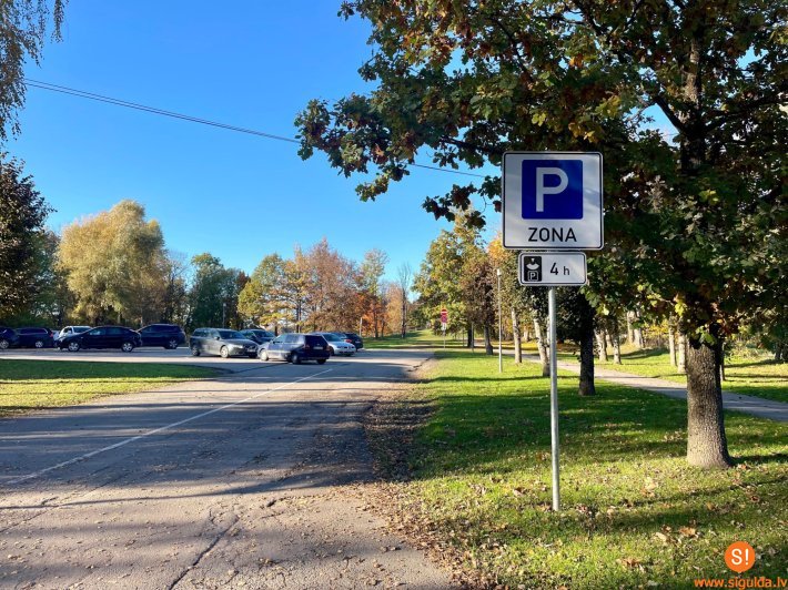 Veiktas satiksmes organizācijas izmaiņas Siguldas poliklīnikas stāvlaukumā
