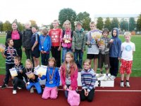 Jaunākie Siguldas Sporta skolas vieglatlēti gūst labus rezultātus 