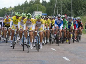 Atbalsti Baltijas vadošos riteņbraucējus trases malā