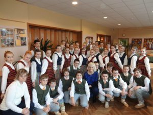 Siguldas 1.pamatskolas kolektīvs „Purenīte” uzstājas Bauskā