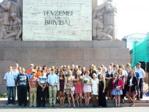 Latvijā ieradīsies Amerikas latviešu apvienības jauniešu grupa