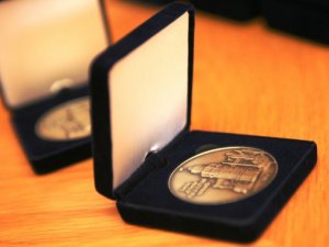 Aicinām vecākus saņemt monētas „Esmu dzimis Siguldas novadā 2014”