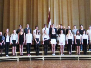 Latvijas Republikas dzimšanas dienai veltītie pasākumi Siguldas 1.pamatskolā