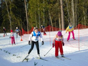 Noslēdzies S! – FISCHER Ziemas skolēnu čempionāta II posms distanču slēpošanā 