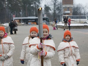 Latvijas III Ziemas Olimpiādes lāpa turpina savu ceļu  pa Siguldas novada skolām