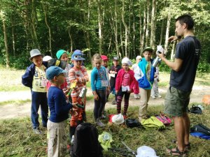 Skolēni dodas izzināt dabu nometnē „Jauno pētnieku lidojums Laurēnijā”