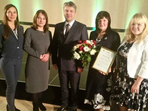 Biedrība „Cerību spārni” saņem Latvijas Republikas Tiesībsarga atzinības rakstu