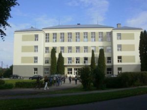 Informācija par Siguldas pilsētas vidusskolas fasādes bojājumu