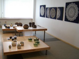 Keramikas un tekstila izstāde „Zemes spēks un zemes maigums”