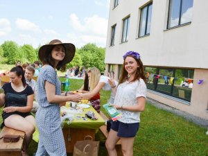 Siguldas Valsts ģimnāzija rīko pirmos Dārza svētkus 