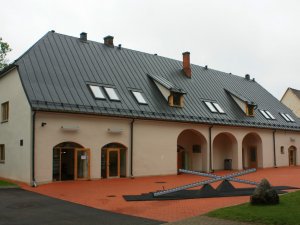 Siguldas novada pašvaldība uzsāk darbu atvērta tipa birojā rekonstruētajā staļļa ēkā Siguldas pils kompleksā