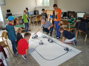 Jaunrades centrā noslēgusies Lego robotikas nometne