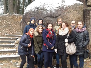 Siguldas pilsētas vidusskolas skolēni projekta apmaiņas vizītē viesojas Lietuvā