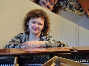 „Baltajā Flīģelī” notiks pianistes Sandras Jalaņeckas meistarklase