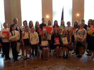 Novada skolēni  piedalās konkursa „Vēsture ap mums” noslēguma pasākumā