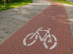 Aicina pieteikties bezmaksas mācībām velosipēda vadītāja apliecības iegūšanai