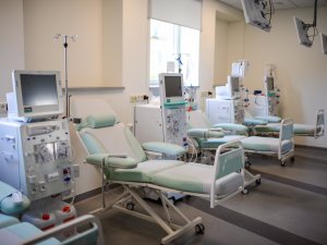 Siguldas slimnīcā atklāts mūsdienīgs hemodialīzes centrs ar modernāko ūdens attīrīšanas sistēmu Latvijā
