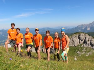 Siguldas 1.pamatskolas komanda piedalās dabas ekspedīcijā Austrijā