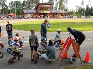 Noskaidroti sezonas labākie Siguldas riteņbraucēji