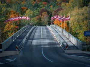 Svētdien notiks tradicinālais „Siguldas Divu tiltu skrējiens 2017”