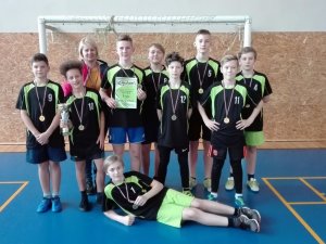 Sacensībās telpu futbolā C grupā uzvar Siguldas 1.pamatskolas komanda