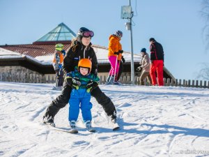 PAPILDINĀTA: Aktuālā informācija par slēpošanas iespējām Siguldā un apkārtnē