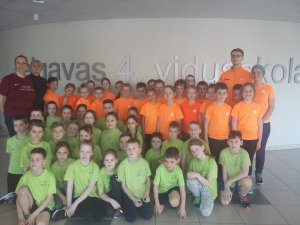 Siguldas pilsētas vidusskolas 2.s klase tiekas ar sportiskajiem jelgavniekiem
