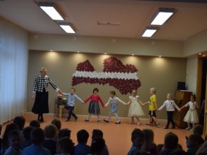 Bērnudārzā „Pīlādzītis” aizvadīts Latvijas simtgades mēnesis