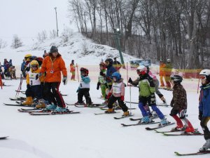 Šonedēļ Siguldas novadā: distanču un kalnu slēpošanas sacensības bērniem un citi pasākumi