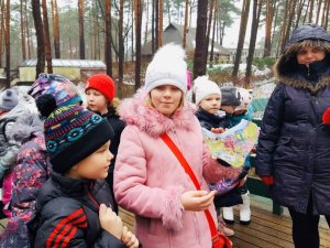 Mores pamatskolas skolēni apmeklē zooloģisko dārzu un „Arēnu Rīga”
