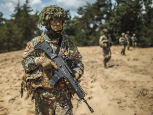 Zemessardze aicina rezerves karavīrus piedalīties militārajās mācībās