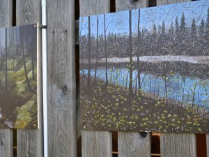 Pavasaris līdz ar gleznu reprodukcijām uzzied Mores Mākslu šķūnī