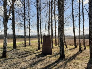 Demontēs trīs padomju režīmu slavinošus piemiņas akmeņus Siguldas novada teritorijā