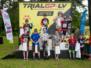 “Motokluba Sigulda” sportistiem panākumi triāla sacensībās Priežkalnos